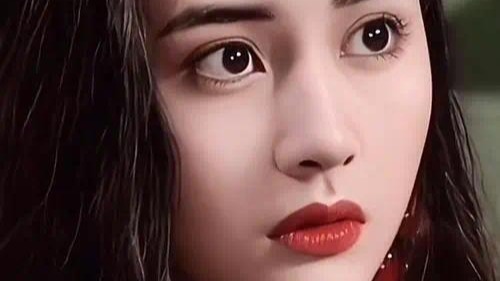 62岁关之琳与53岁朱茵同框，一个脸肿一个好矮，皮相骨相区别明显封面图