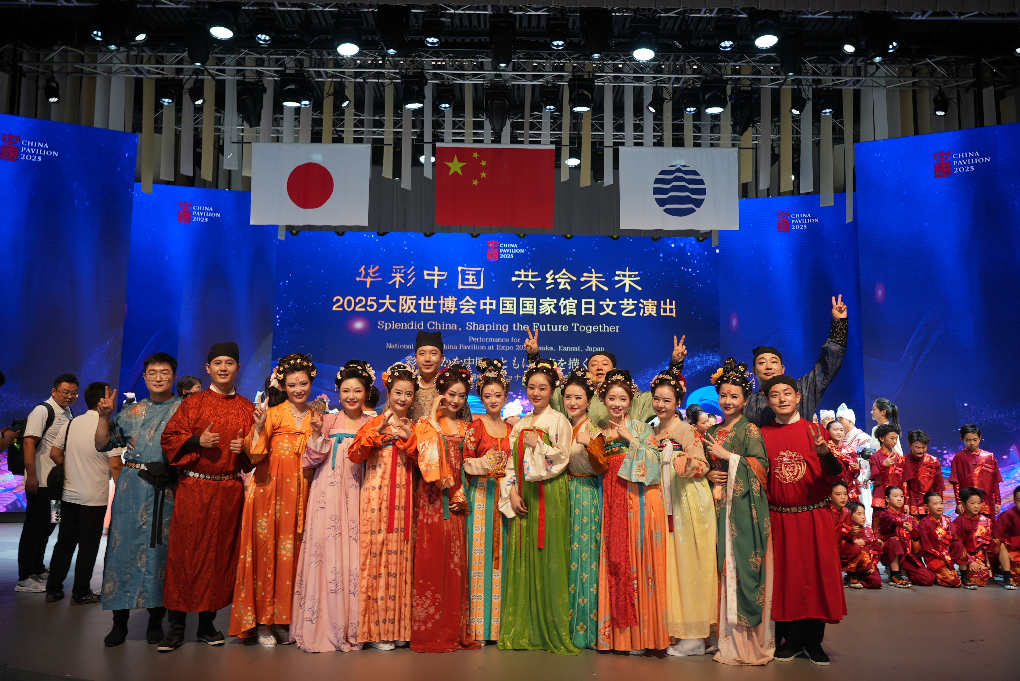 西安外事鼓乐团亮相大阪世博会