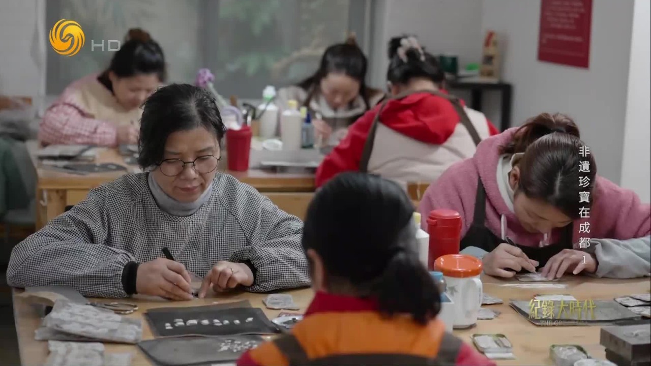 非遗银花丝：两代人的传承与创新，通过电商传播传统手工技艺作品