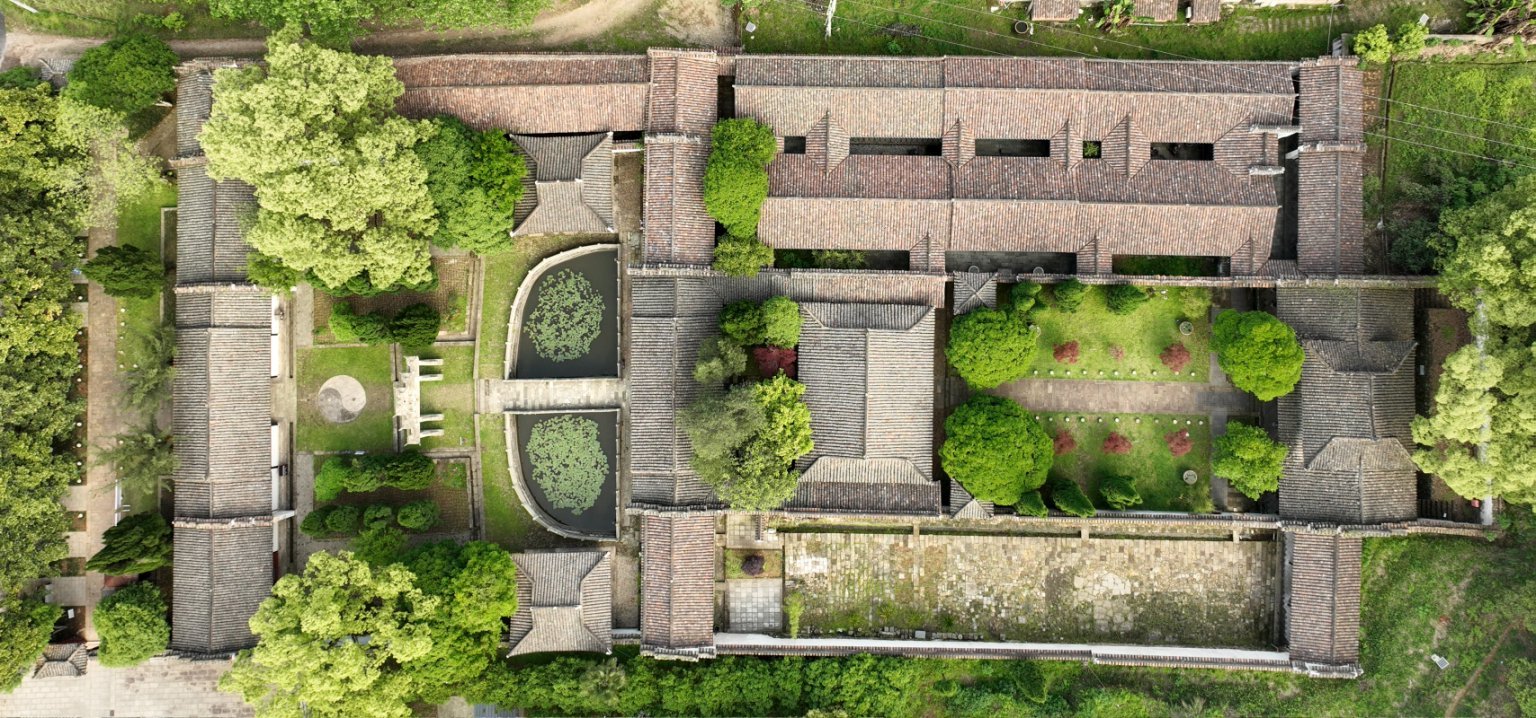 Ehu Academy: Where Millennia of Debate Ignites Today’s Ideas! 鹅湖书院：古韵今风 千年思辨传薪火