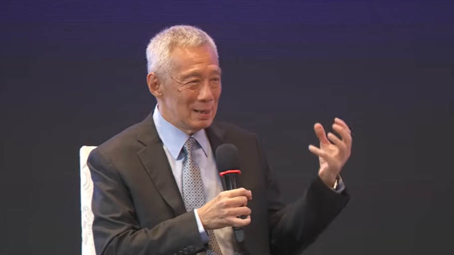 李显龙：当前最好的经济框架是“世界暂时减一（美国）”