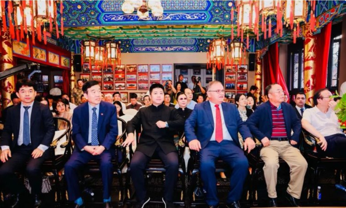 四观大讲堂暨中国文化人物大讲堂特别专场成功举办 苏士澍主讲“写好中国字，做好中国人”