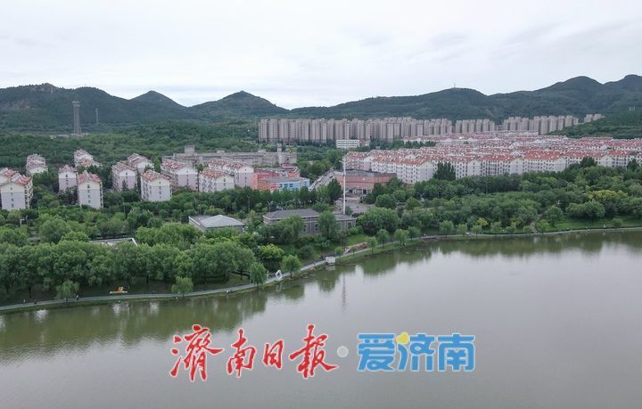 雨润泉城，龙鼎滨水公园碧波荡漾叠瀑重现