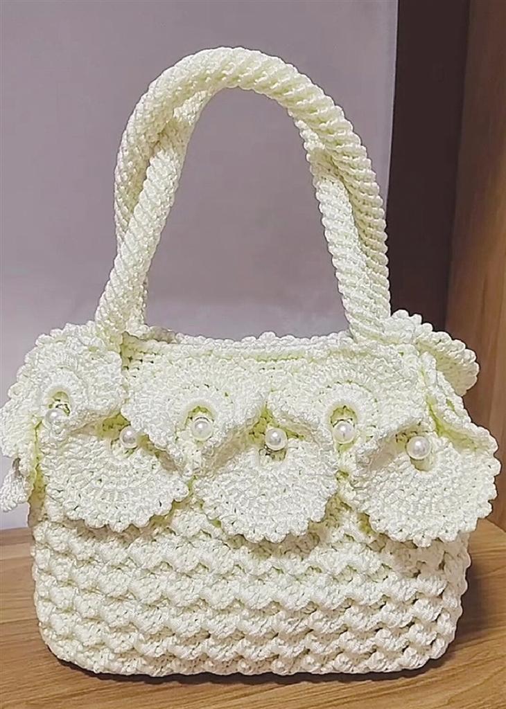 钩织作品拎包