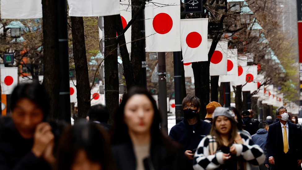 自民党败选后，日本央行加息计划悬了？