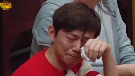 这一次，看到何炅在央视回应质疑，才懂他的“真本事”在哪？封面图