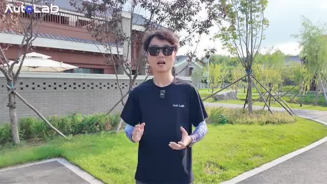 谁说BBA不懂智能化？全面体验奥迪Q6L e-tron