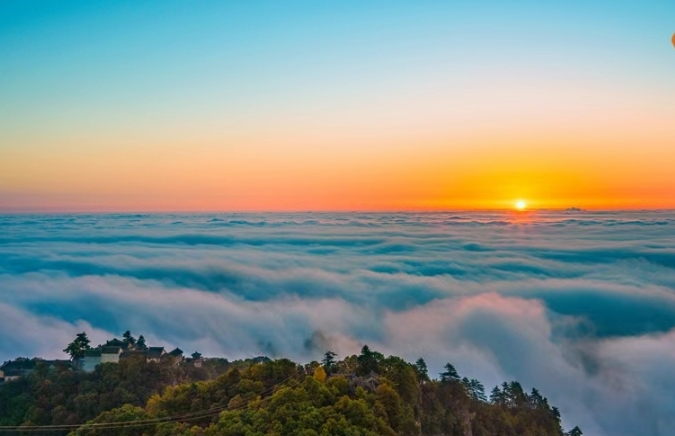 甘肃夏日消暑图鉴拿捏美食美景　谁懂这一口的含金量