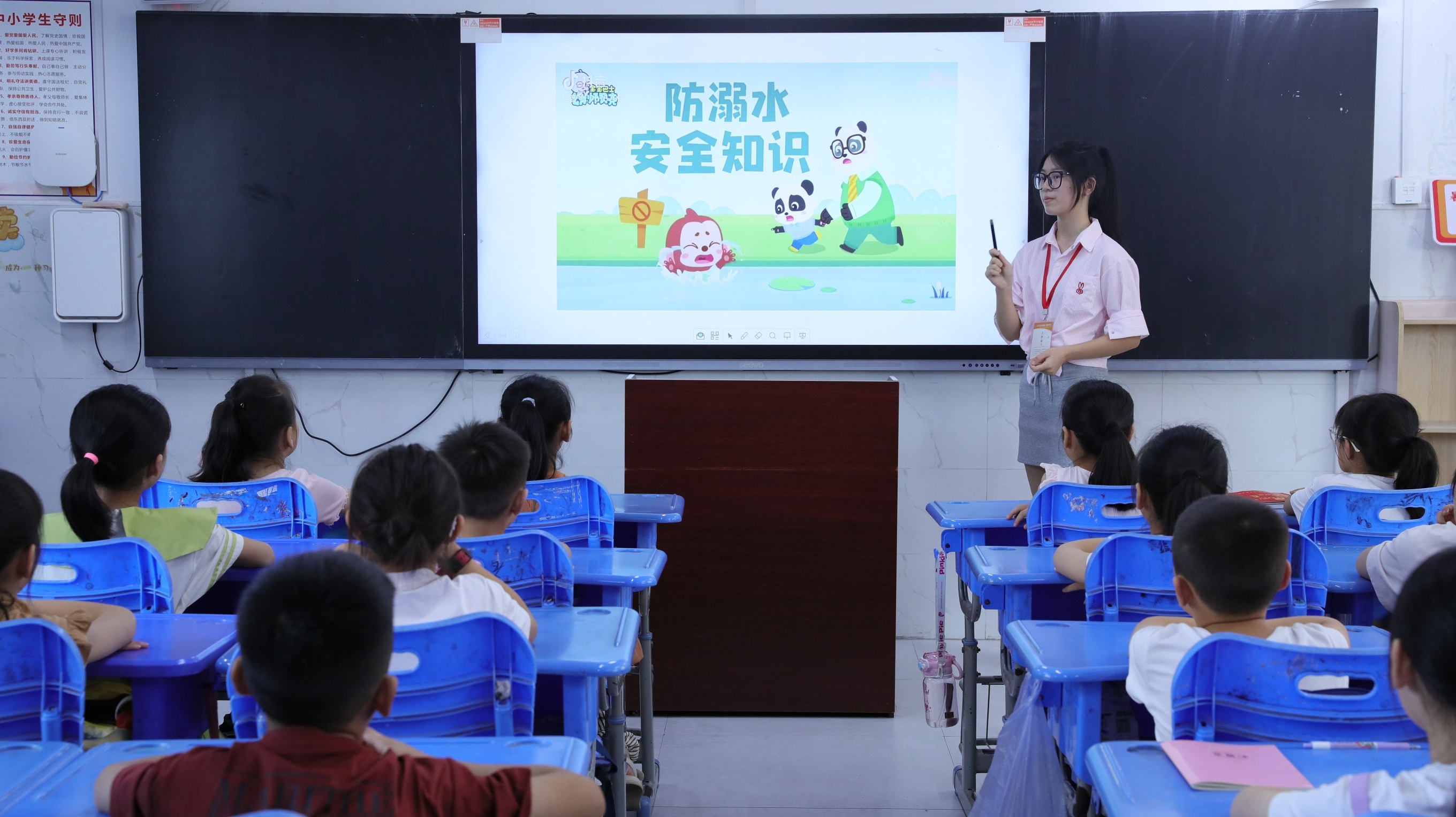 3811个“托管班”同上安全课 应急部门主导设计防溺水课程 志愿者讲得清孩子学得明