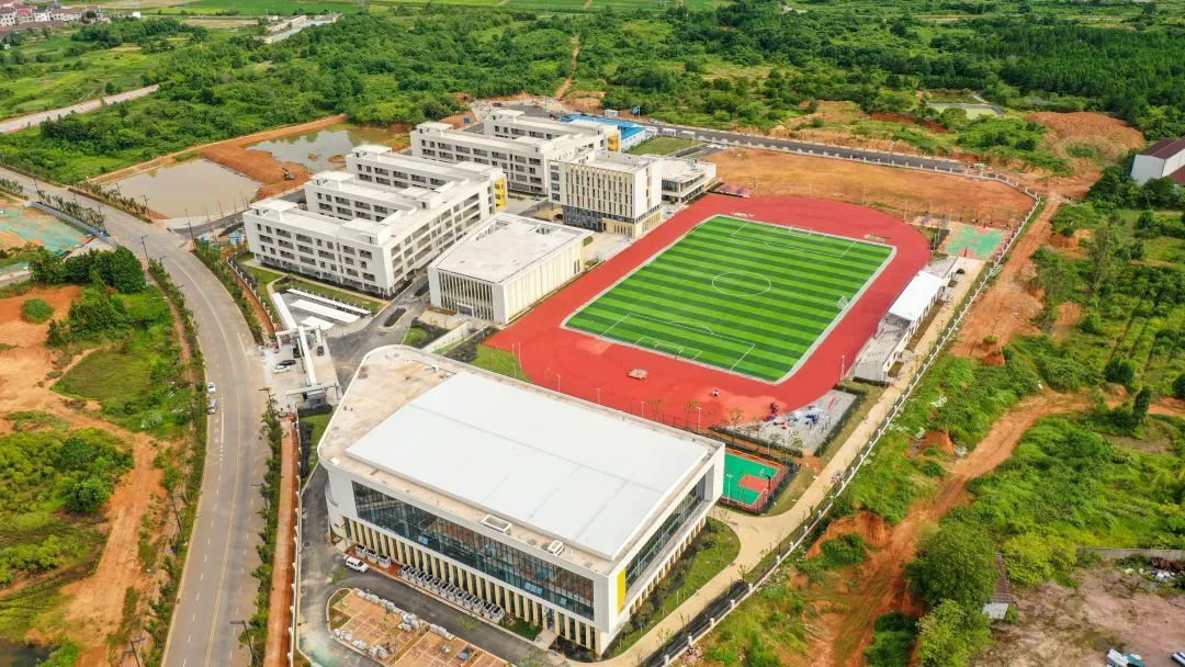 江西师范大学附属东临新区实验学校今年9月正式启用