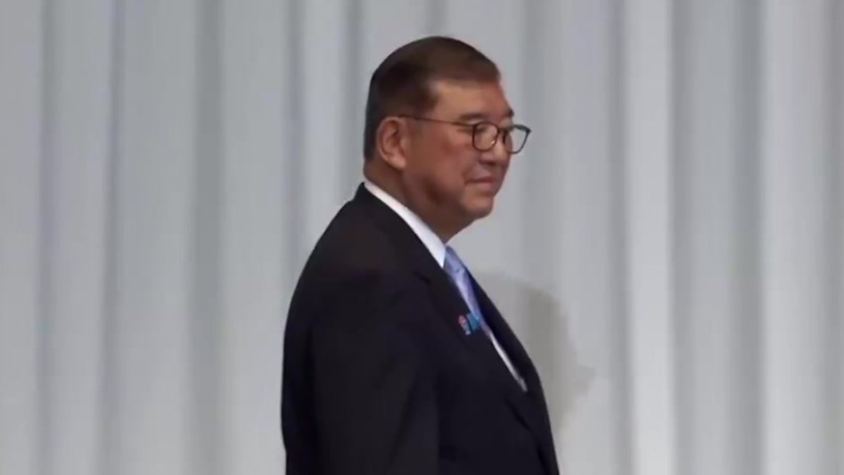 日本签了，对美一跪到底，石破茂时代进入倒计时，女首相呼之欲出