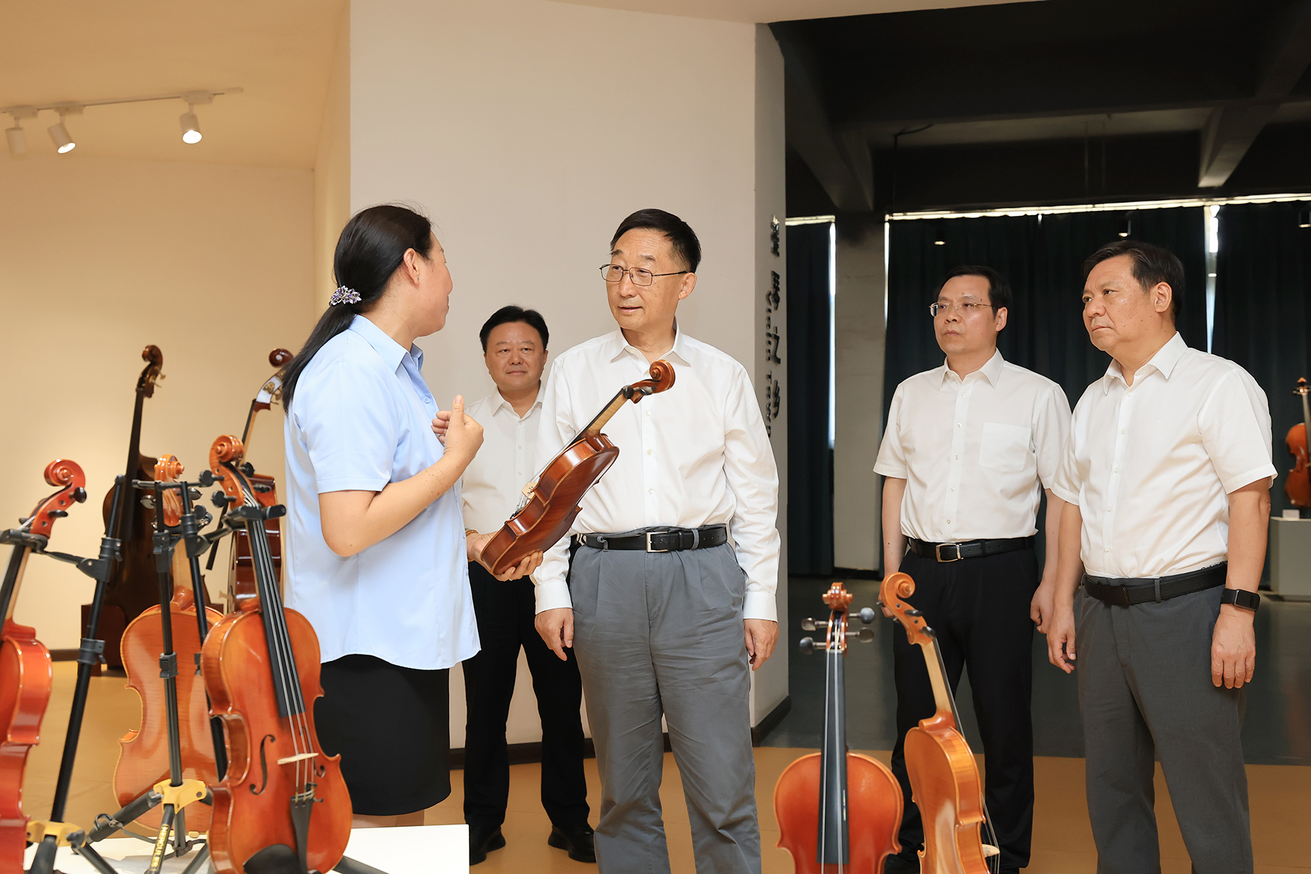 刘宁到驻马店市部分县区调研