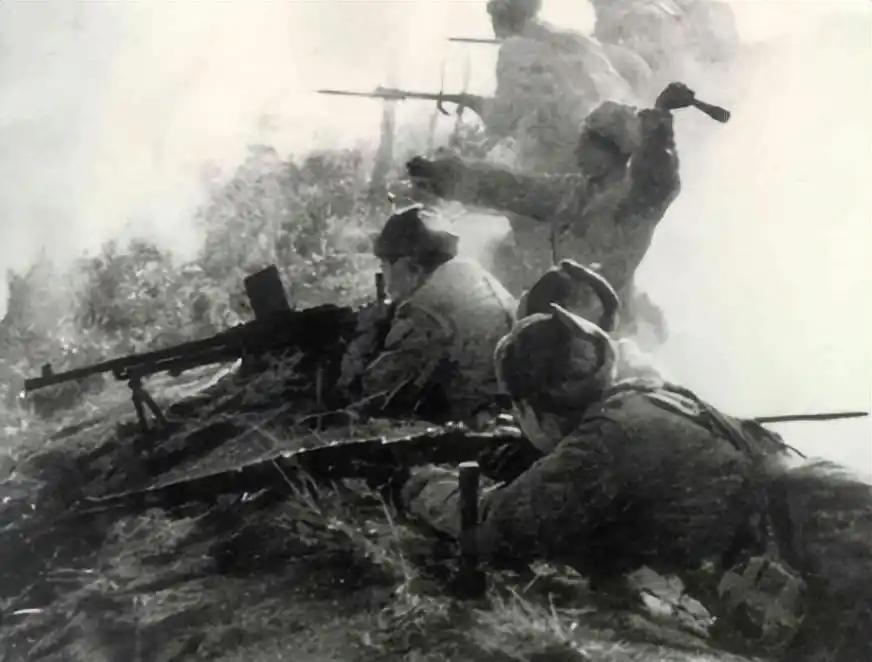 冰雪铸就的永恒丰碑  ——从“东台独立团”走出的长津湖“死鹰岭上冰雕连”