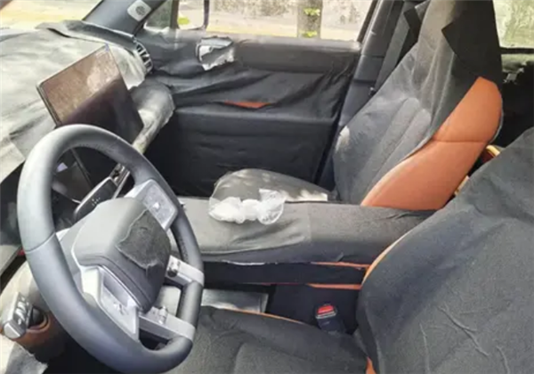 30万级SUV新玩家 方程豹钛7内饰首曝:四季度上市