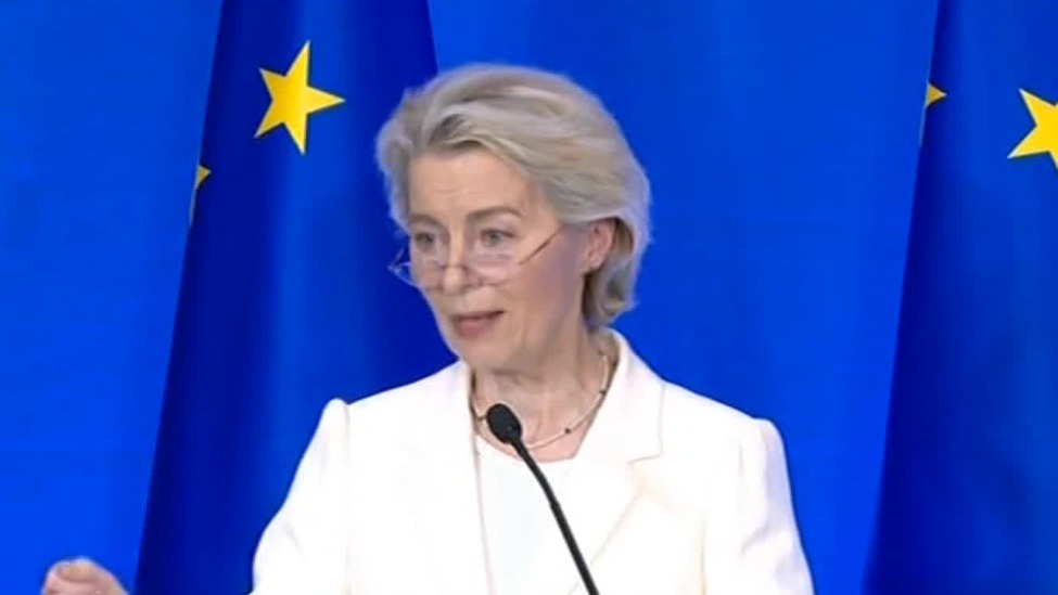 冯德莱恩答凤凰：下一个50年的欧中关系取决于今天的选择