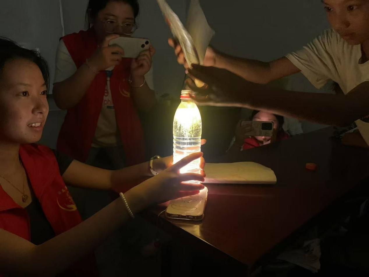 连云港市赣榆区：茉莉花开星光下，文明点亮夜生活