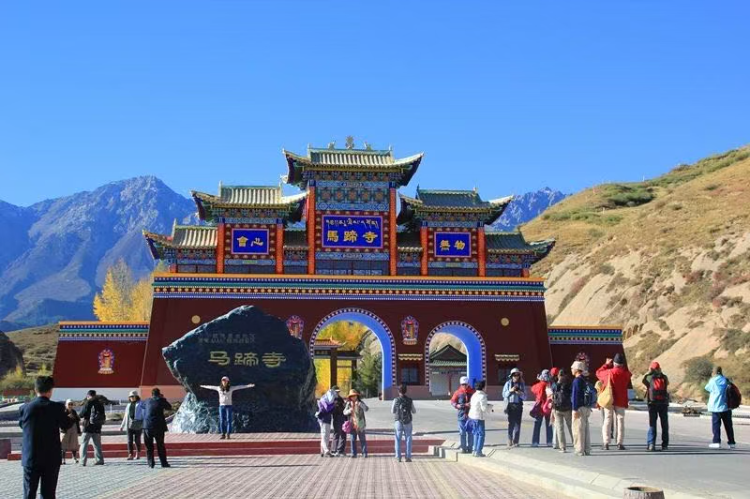 马蹄寺。图据肃南县文体广电和旅游局