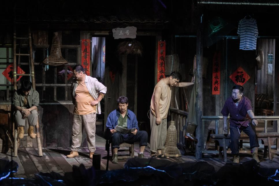 （《洞庭幻境》沉浸式5D生态剧场）