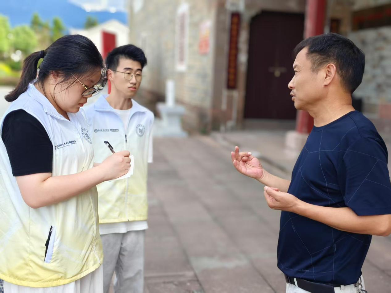 创“心”赋能乡村教育 中南林科创青年走进平江