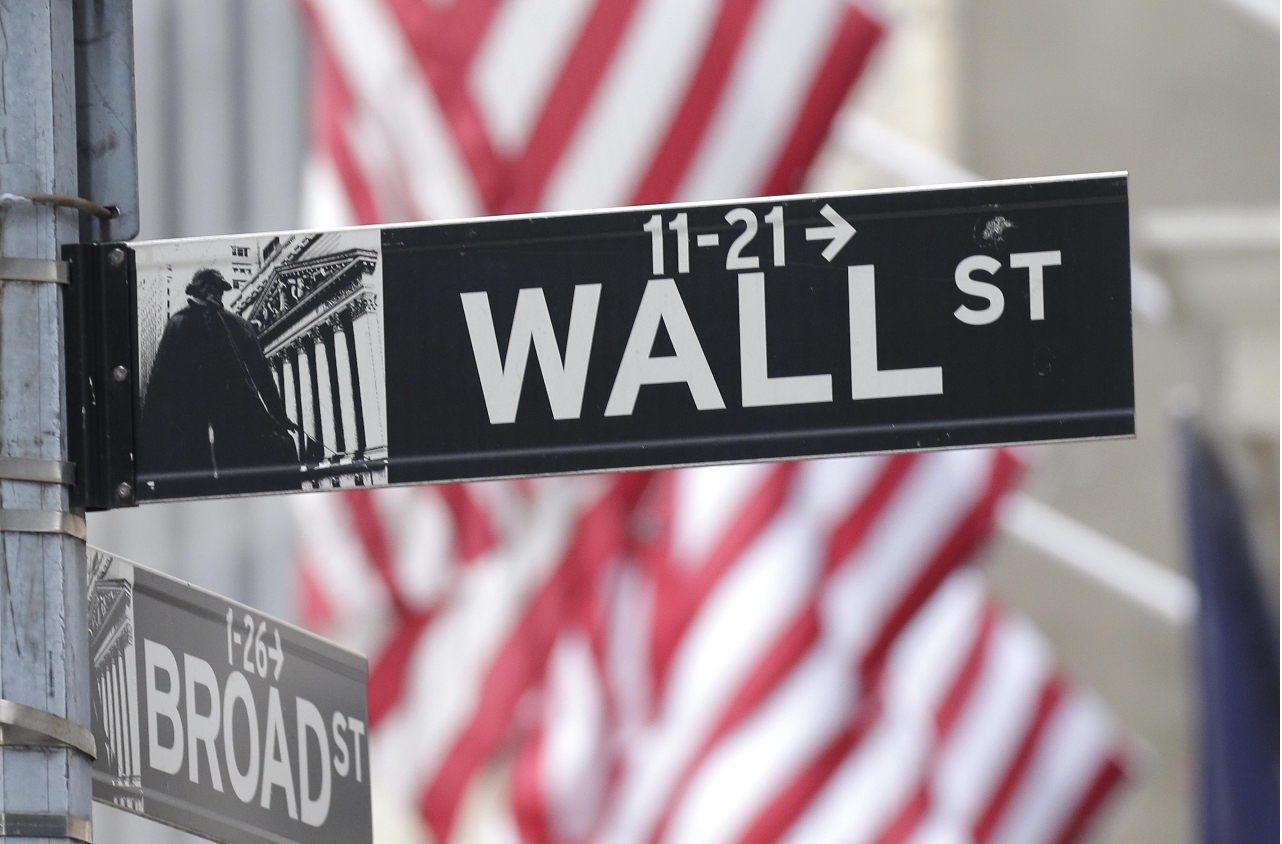 美股收盘：三大指数涨跌不一纳指与标普500指数再创新高