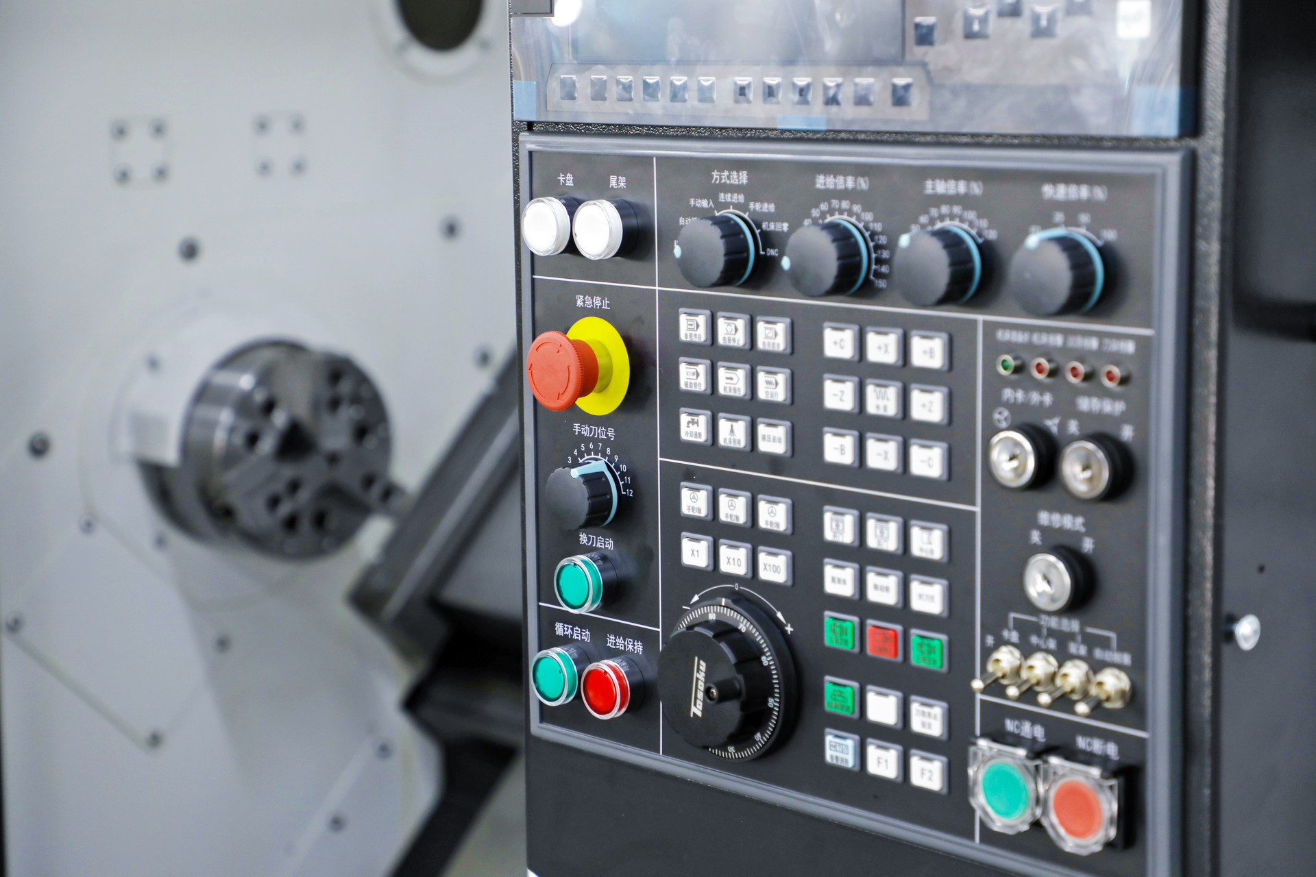 共绘国际合作新蓝图 胶州上合示范区装备制造盛会启幕