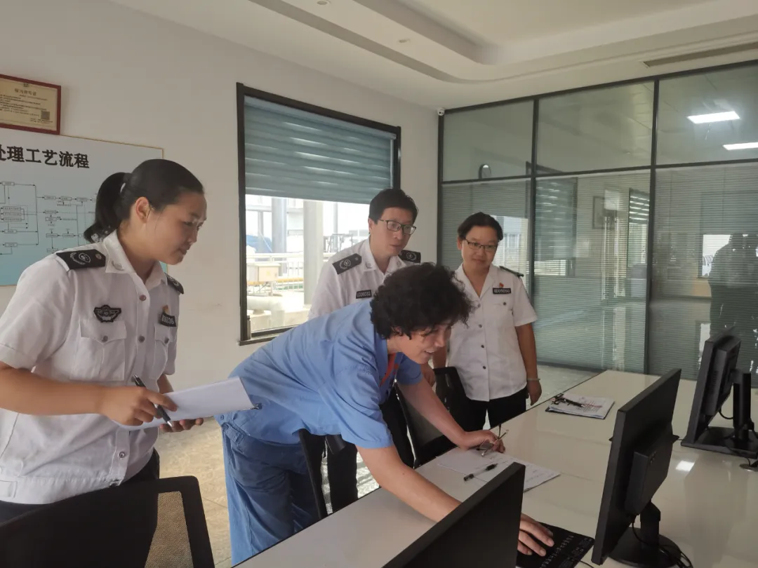 微笑青岛|苏艳：十二载监测路，只为守护城市的碧海蓝天