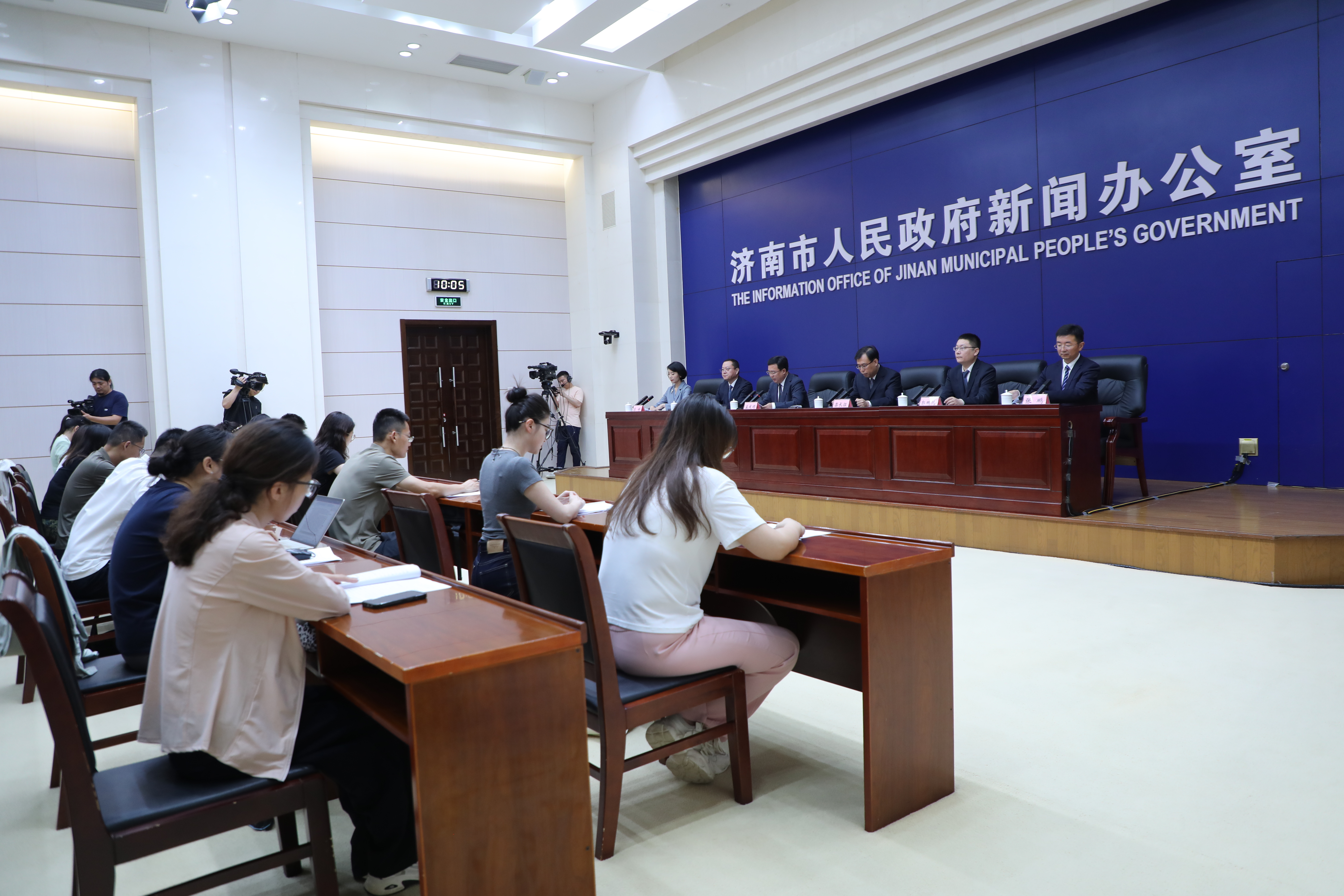 预计2026年济南市中区规模以上工业营业收入将突破240亿元，制造业占规模以上工业比重超60%