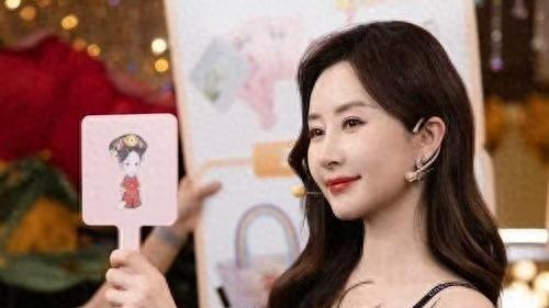 宁做鸡头不做凤尾！舒畅跳网红舞、拍短剧，让人看到了内娱的残酷封面图