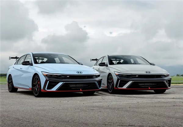 可合法上路的TCR赛车!现代伊兰特特别版发布:提供6速手波
