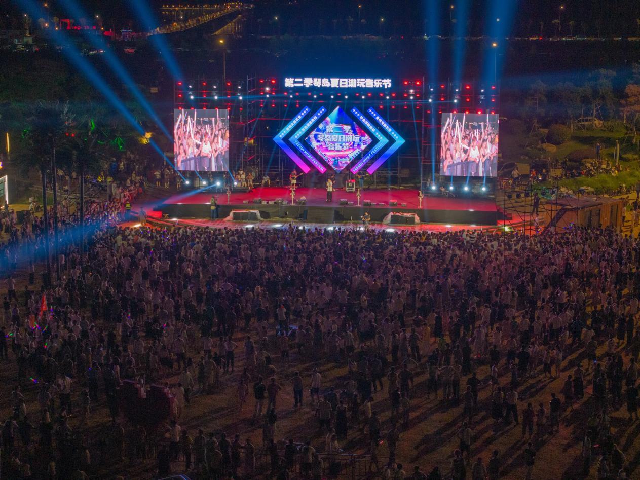 连云港市赣榆区：茉莉花开星光下，文明点亮夜生活