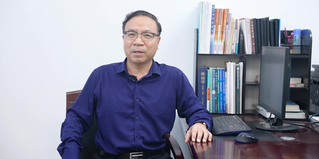 【三分钟讲透经典·百家讲经典】 王振亮：中医药文化之丰碑，千古医圣张仲景（上）