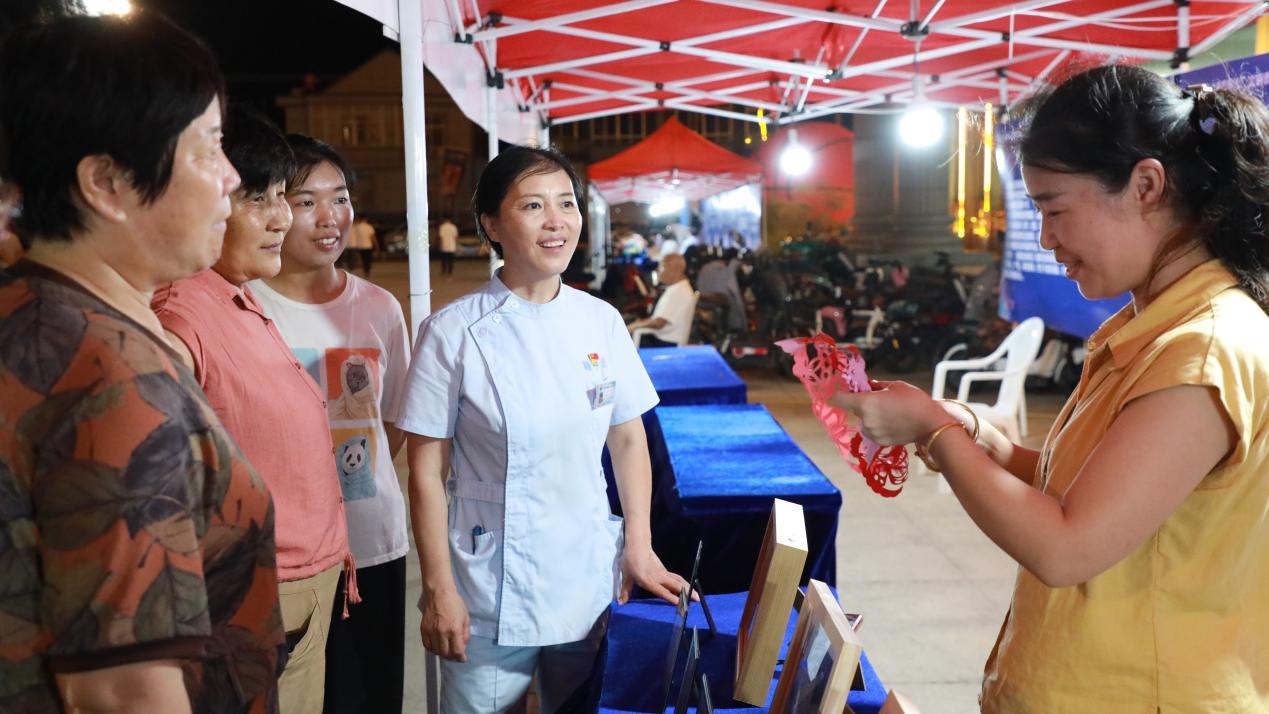 连云港市赣榆区：茉莉花开星光下，文明点亮夜生活