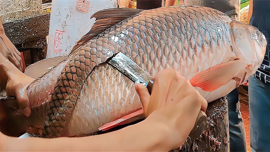 你知道印度的高手是怎么杀鱼烹饪的吗？刀工手法让人大开眼界