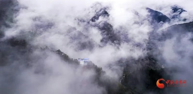 甘肃夏日消暑图鉴拿捏美食美景　谁懂这一口的含金量