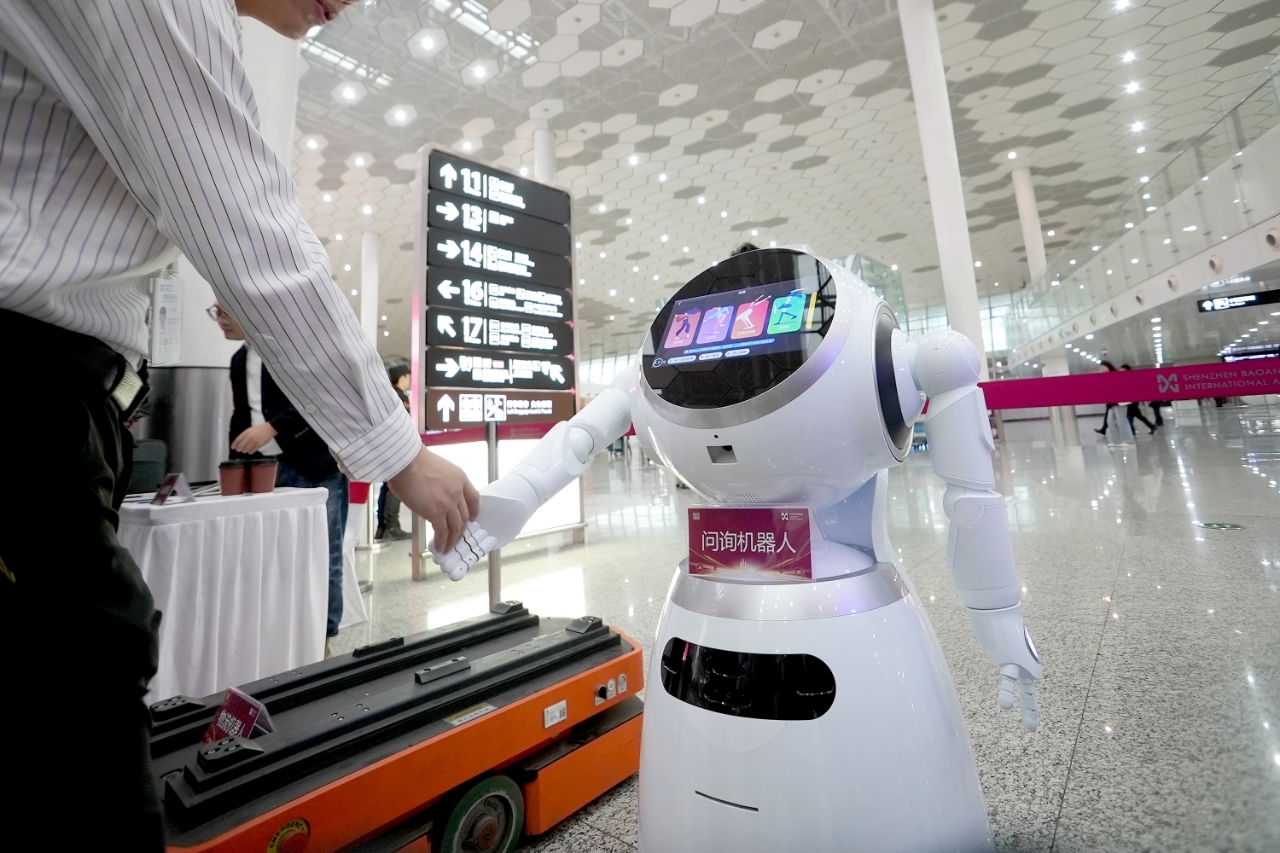 深圳机场上半年旅客量超3200万人次 货邮吞吐量98.3万吨 同比增长14.1%