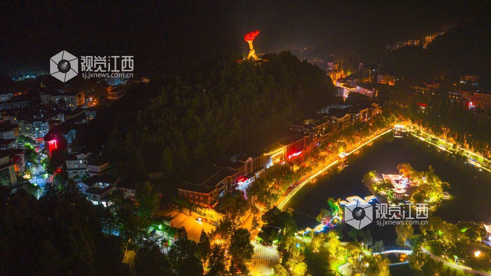 2025年7月19日在江西省井冈山景区凌云街拍摄的画面。