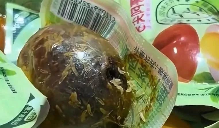 “好想来”回应“包装袋里爬满蛆虫” 旗下品牌包括吖滴吖滴等