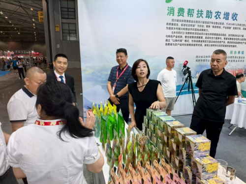 公益搭台链接供需 “乡约同行”助力乡村振兴