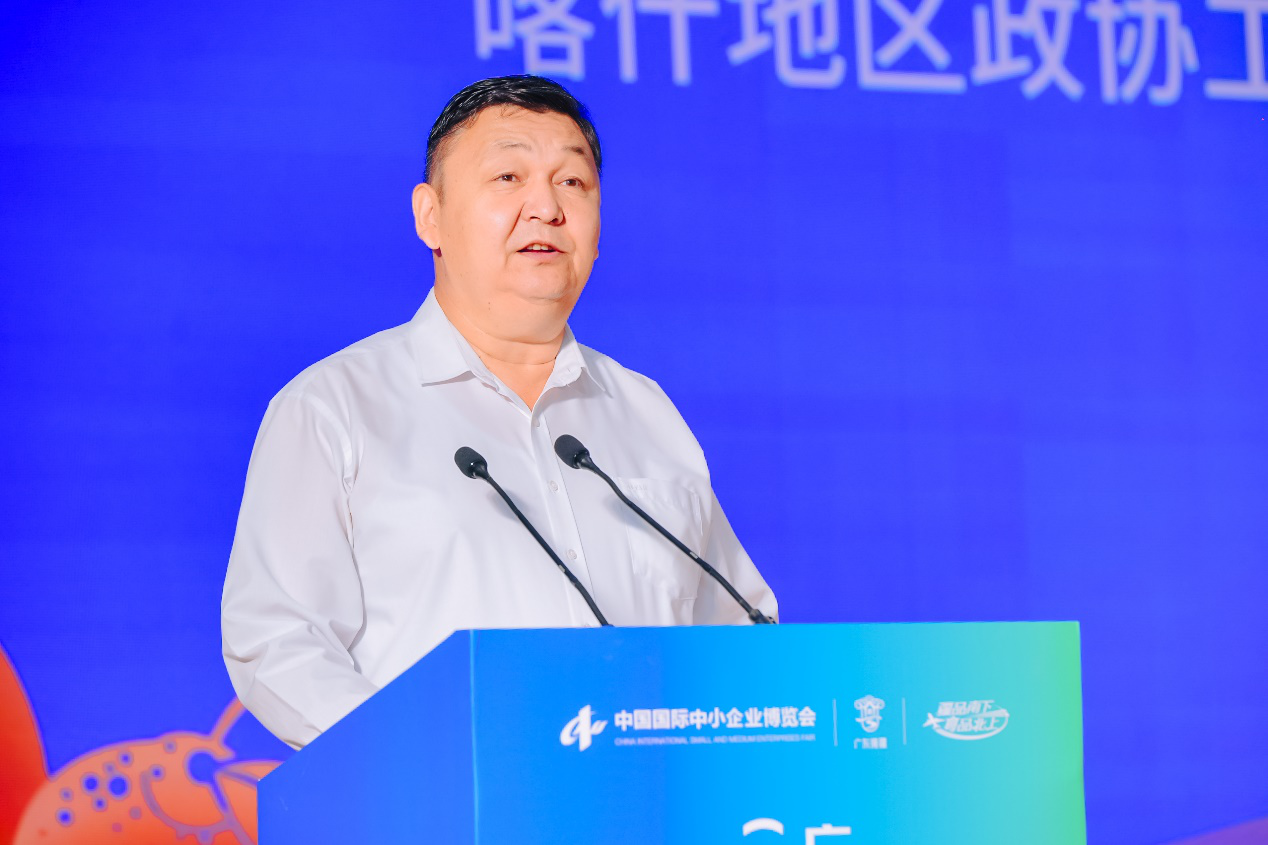 喀什地区政协工委党组成员,副主任艾尼瓦尔·吐尔逊在致辞中表示,喀什