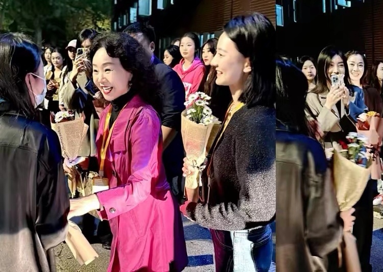 韩淑英教授喜迎参加第19届亚运会开幕式表演的南京传媒学院60名同学