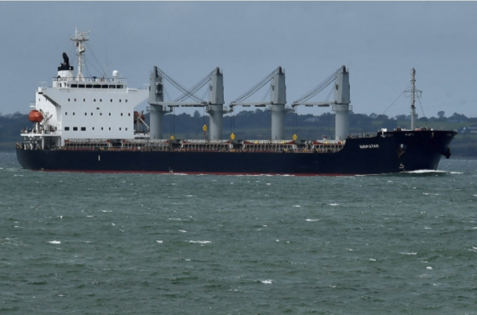 差几天就少赚数千万美元!多艘满载铜矿的船只朝着美国港口狂飙