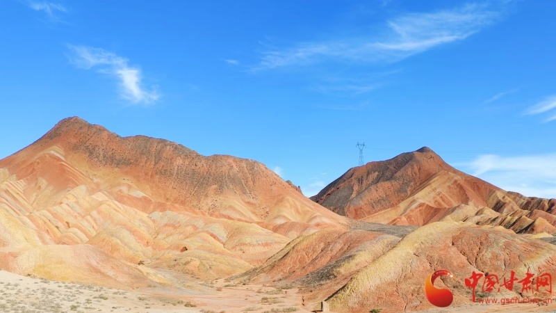 澳门青少年探秘七彩丹霞　直呼想再来