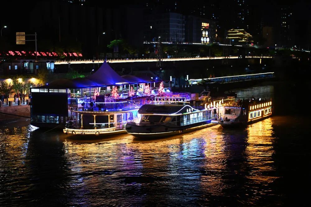 新华社记者　范培珅　马希平　摄