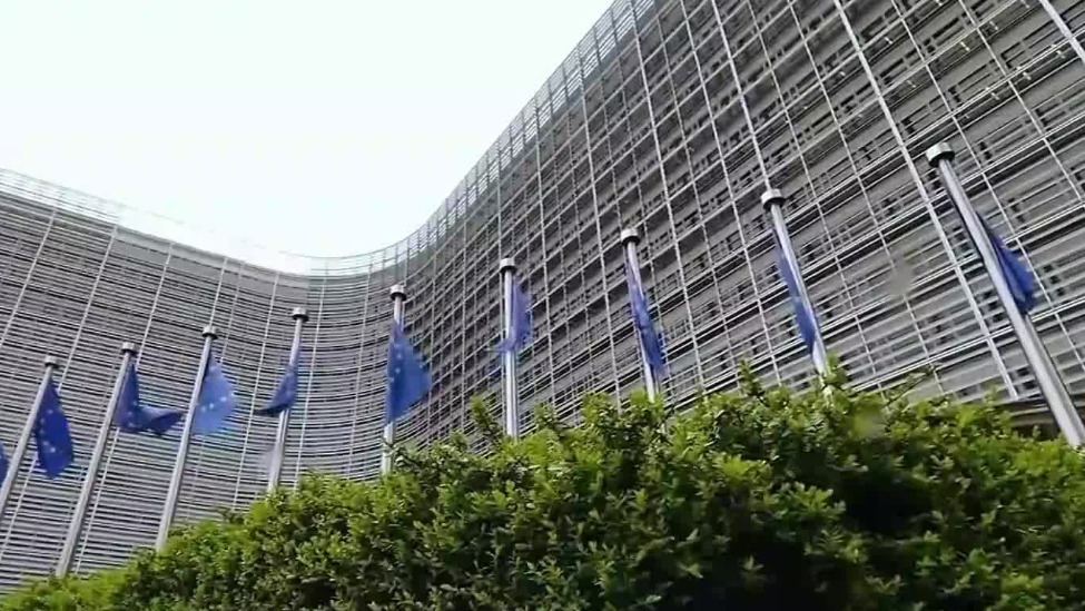 英媒：欧盟与美国接近达成15%关税协议