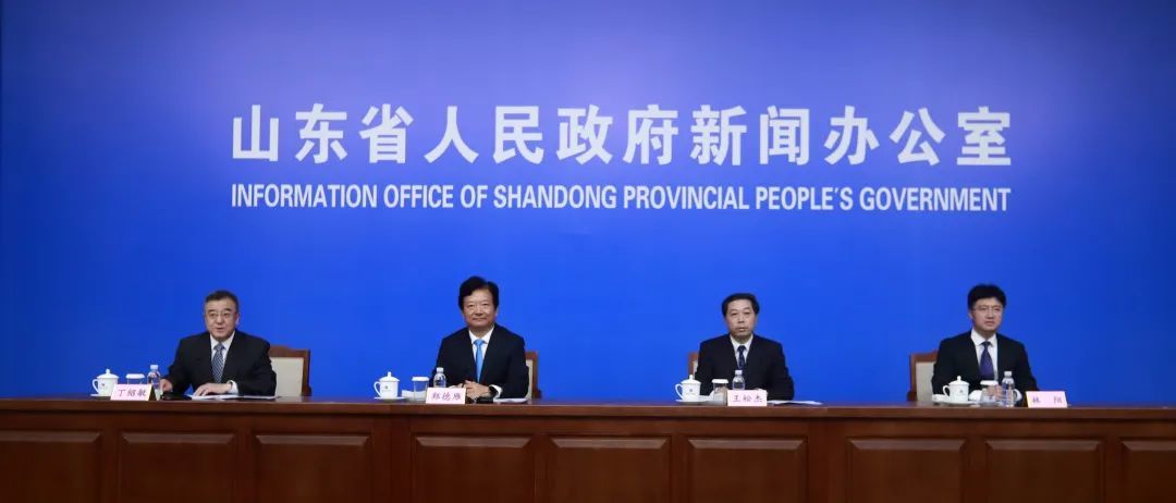 从青岛“走出去”的郑德雁辞任烟台市长