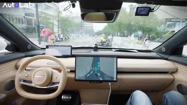 奇瑞星途也做Robotaxi了，用小程序打个车体验体验
