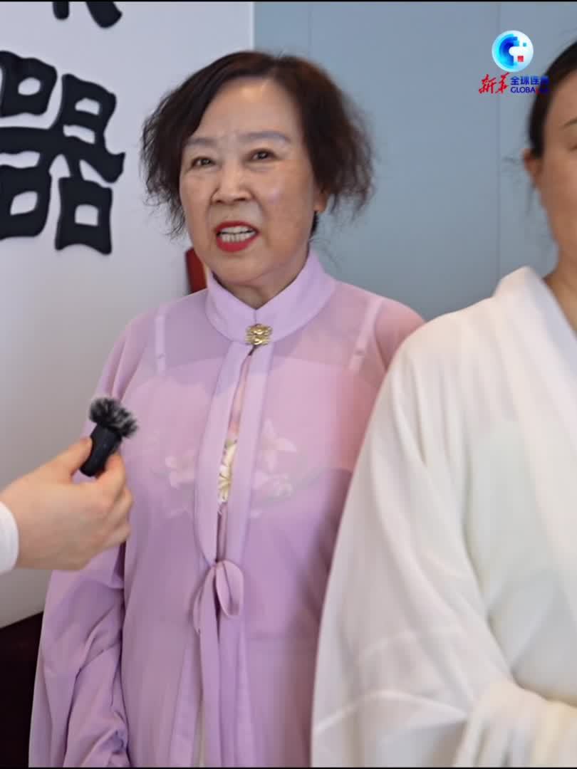 外眼看兰考｜Vlog：泡桐树下琴声扬