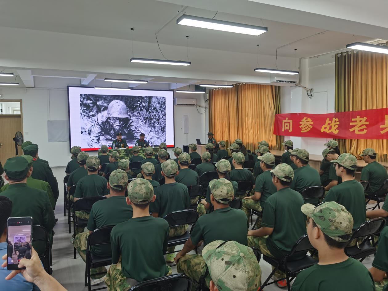 济北黄埔少年军校情系参战老兵开展行走的国防教育课