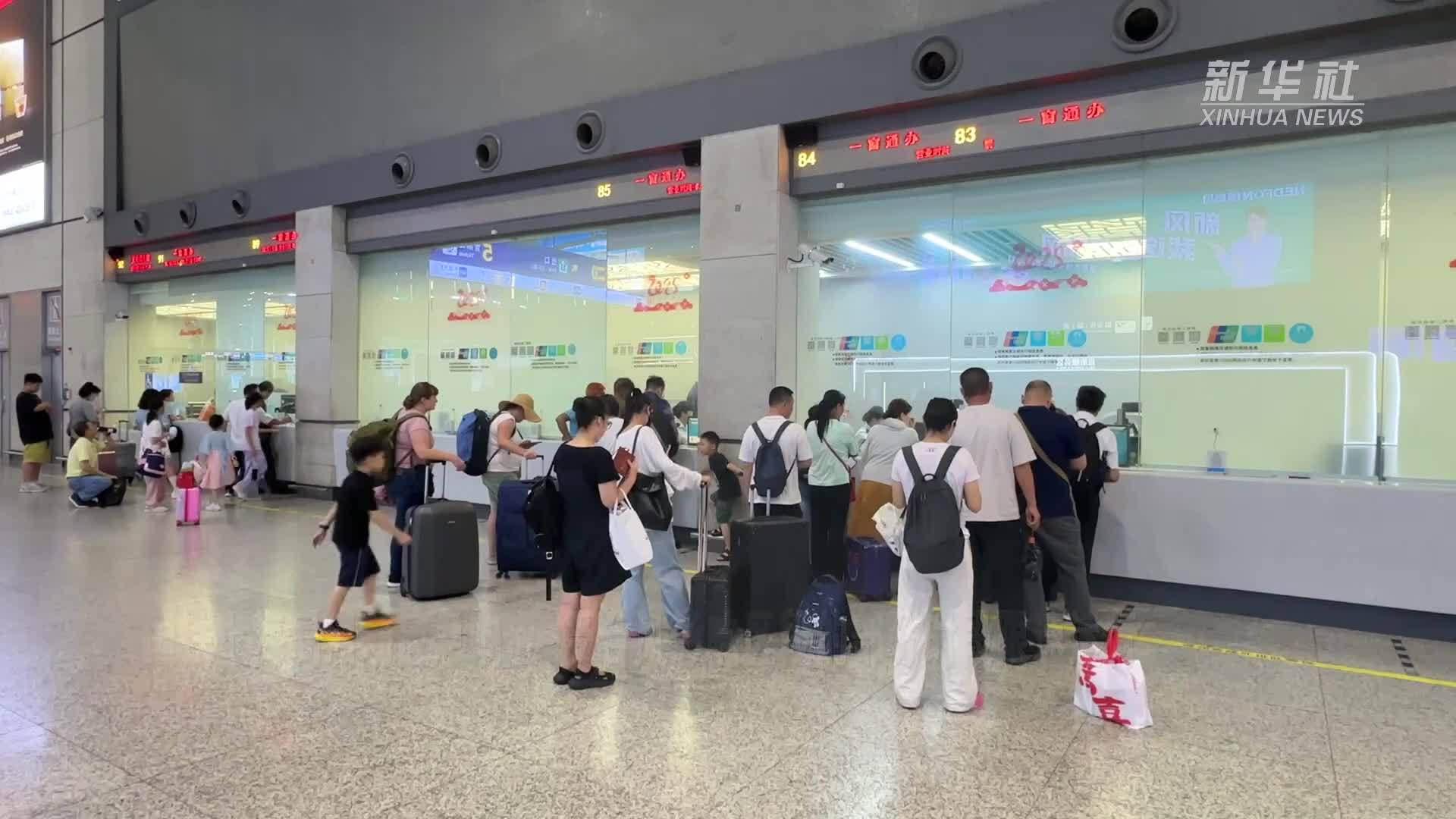 国铁上海局启动应急响应  受台风影响区段的部分时段限速运行