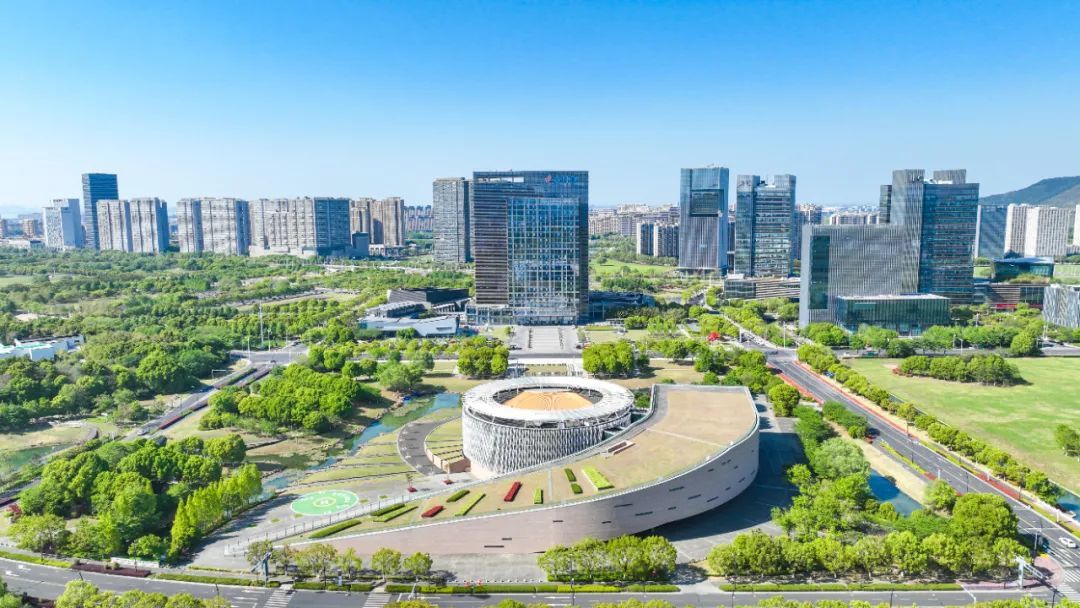 首批核心零部件已抵达美国！苏州高新区企业获得新能源重卡外贸大单